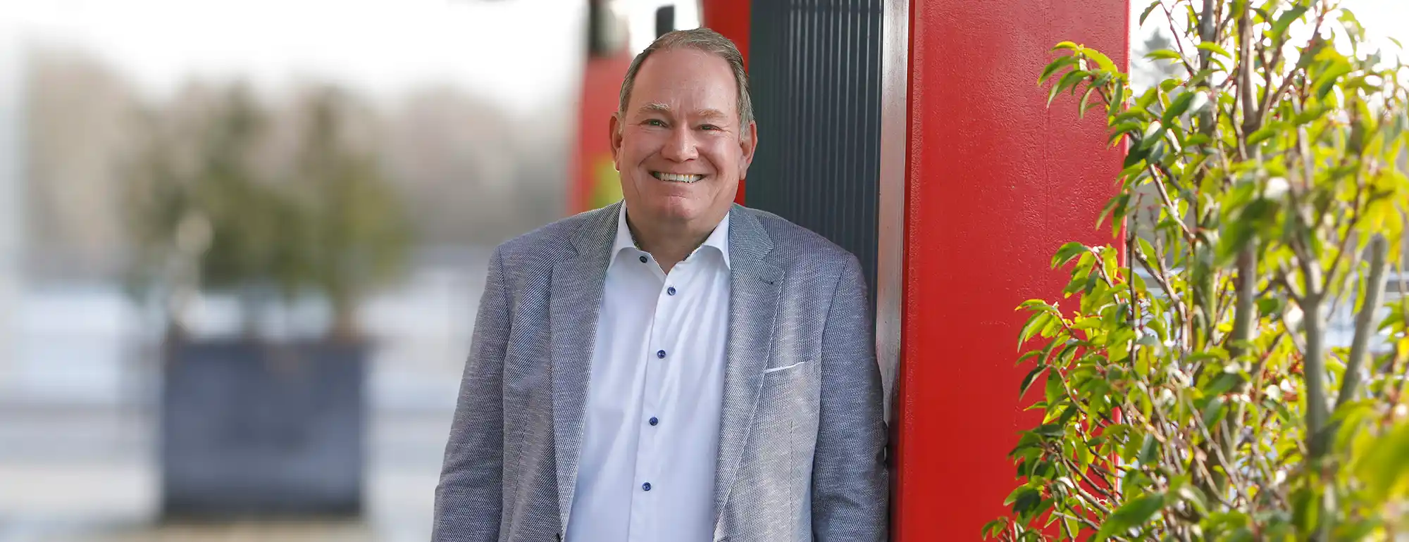 ALTERNATIVE TEXT FOR THE STAGE IMAGE