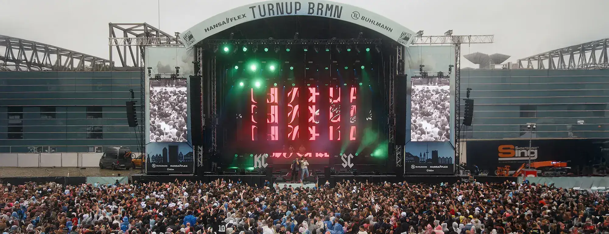 ALTERNATIVE TEXT FOR THE STAGE IMAGE