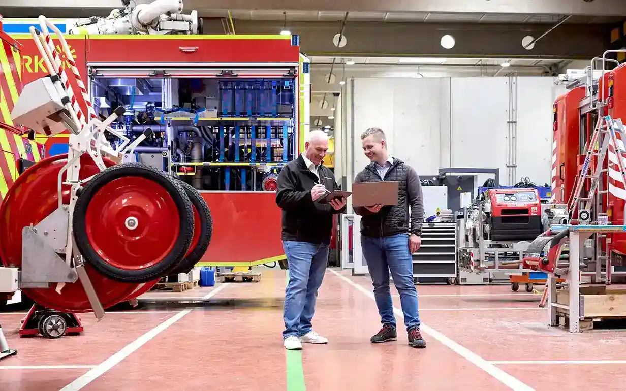 Die EMPL Fahrzeugwerk GmbH produziert Lkw-Sonderaufbauten für Feuerwehr, Nutzfahrzeuge, Logistik sowie Defence & Behörden